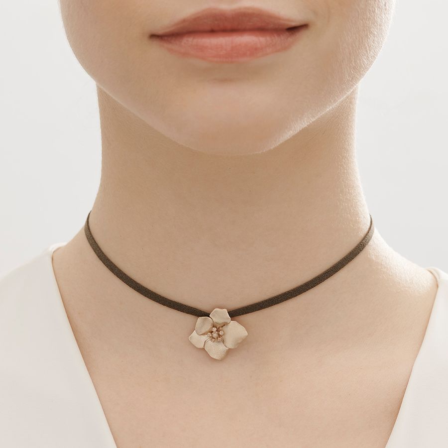 Colar de Ouro Nobre 18K com diamantes cognac e fio de chamois
